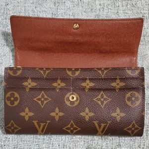 Authentic Louis Vuitton Sarah Monogram Bifold Long Wallet